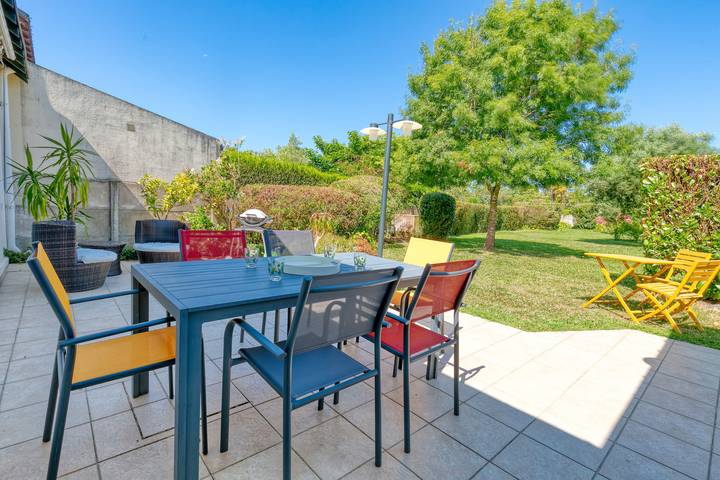 Holiday home for 8 people, with garden - 1