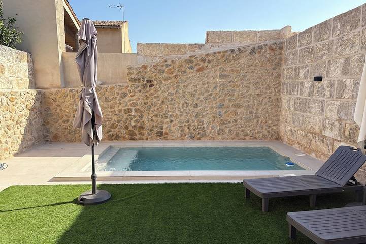 Holiday home for 8 people, with balcony and garden - 1