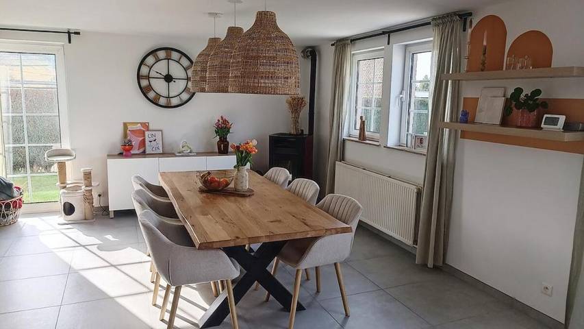 Location de vacances pour 4 personnes, avec jardin et jacuzzi dans Burnenville