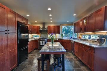 Vacation House for 4 Guests in Leavenworth, Cascade Range, Picture 2