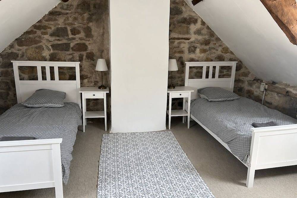 Belle ferme en pierre avec grande piscine privée et vue imprenable in Ginals, Tarn-et-Garonne