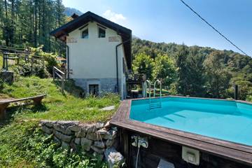 Ferienwohnung für 8 Personen, mit Garten und Kinderpool, mit Haustier in der Lombardei