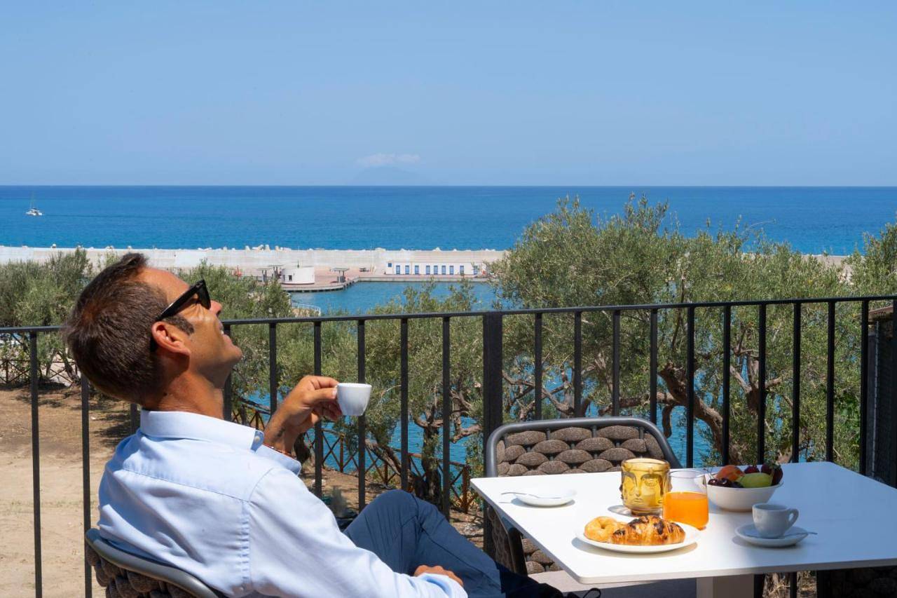 Villa Vincenza - Deluxe Rooms con piscina vista mare in Scafa (Capo d'Orlando), Capo d'Orlando