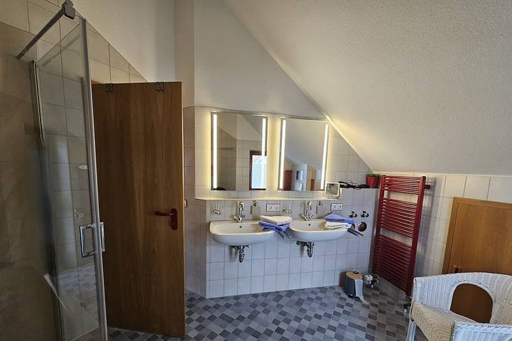 Ganze Wohnung, Wohlfühloase Markgräflerland wo Mensch und Hund herzlich willkommen sind. in Feldkirch (Deutschland), Hartheim