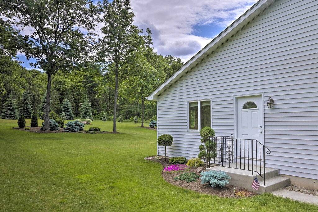 Ganze Wohnung, Lewiston Apartment auf 2 Morgen w / Schöne Aussicht! in Niagara County