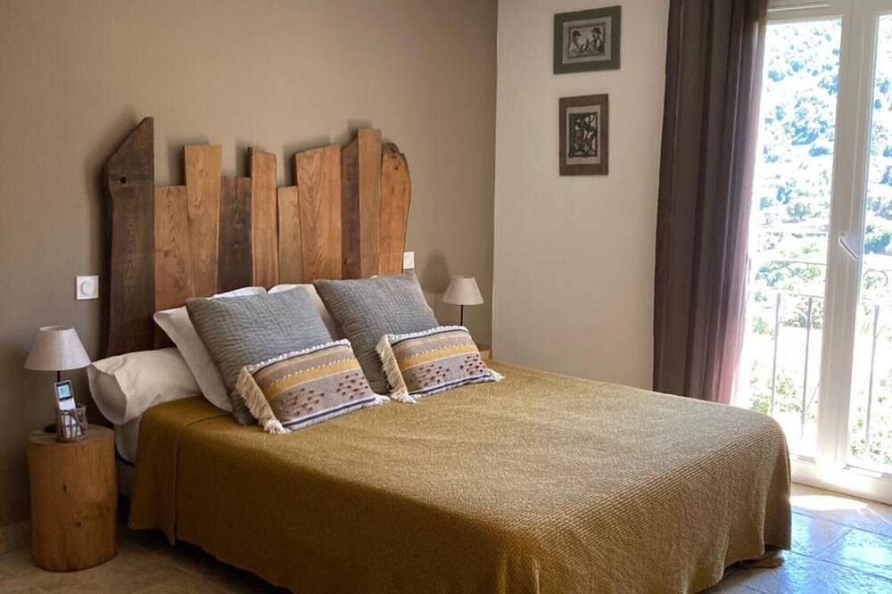 Room 'Murzo' with Mountain View, Wi-Fi and Air Conditioning in Vico, Ajaccio region