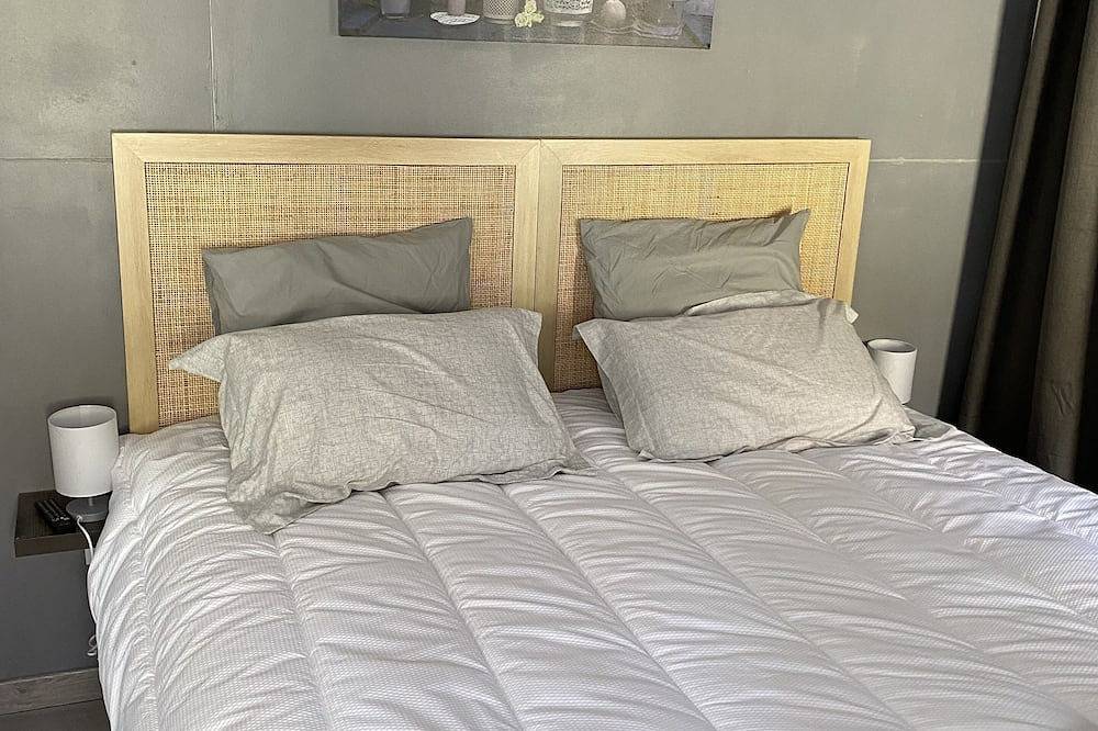 Maison Mitoyenne 100m2 in La Bourboule, Volcans d'Auvergne Regional Nature Park