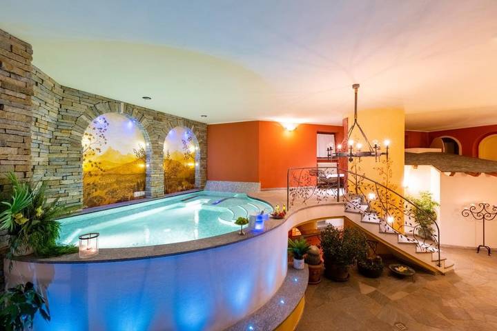 Appartement de vacances pour 4 personnes, avec Terrasse ainsi que Jardin et Vue à Tassullo