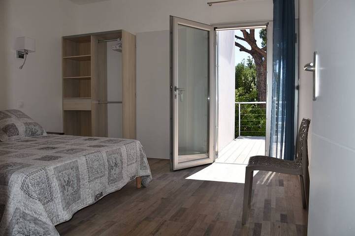 Location de vacances pour 8 personnes, avec jardin et jacuzzi, animaux acceptés dans Plage de la Plaisance - 2