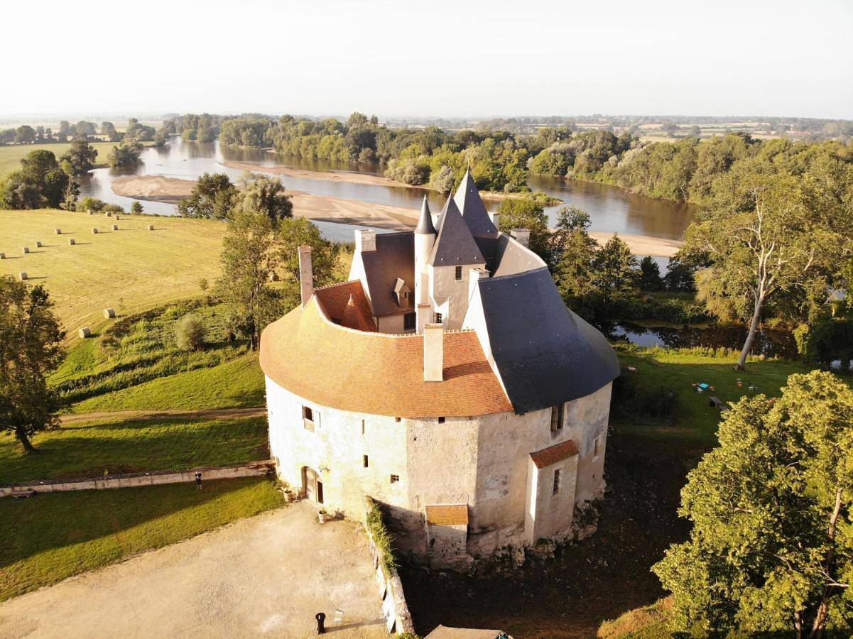 Six-Bedroom House in Saincaize-Meauce, Nièvre