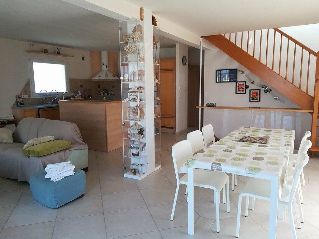 657 -Maison paisible avec terrasse et superbe vue mer – Proche des commodités in Erquy, Côte d’Émeraude