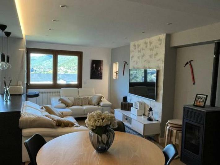 Gîte pour 6 personnes, avec balcon à Jaca - 2