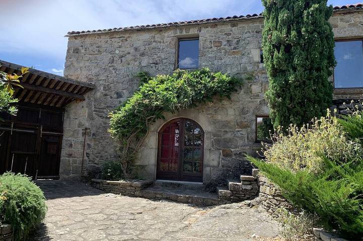 Maison de vacances pour 8 personnes, avec piscine et jardin, animaux acceptés