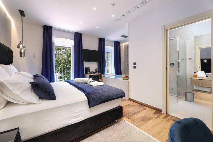 B&b per 2 persone, con Balcone e Idromassaggio nonché Terrazza e Panorama a Fiume Croazia
