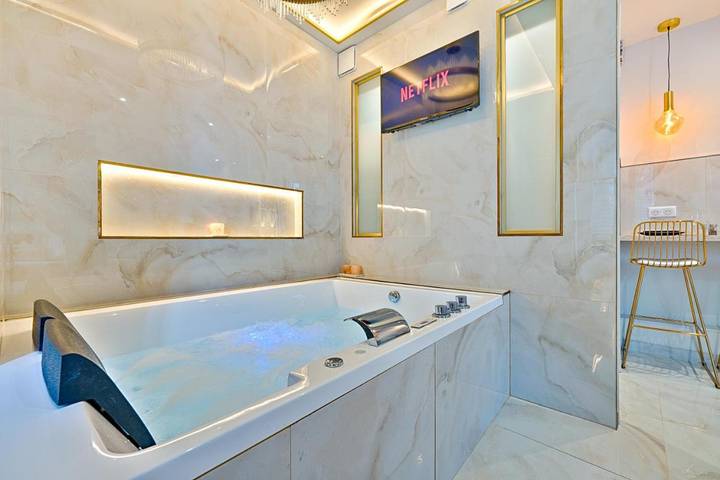 Gîte pour 2 personnes, avec jacuzzi à Yerres - 2