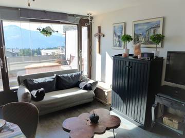 Gîte pour 2 personnes, avec sauna et balcon, animaux acceptés à Crans-Montana