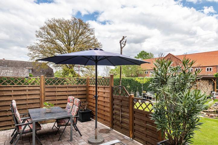 Ganze Wohnung, Apartment „Für 6 Personen, 90 m²“ mit privater Terrasse, Gemeinschaftsgarten und Wlan in Siggelkow, Ludwigslust-Parchim
