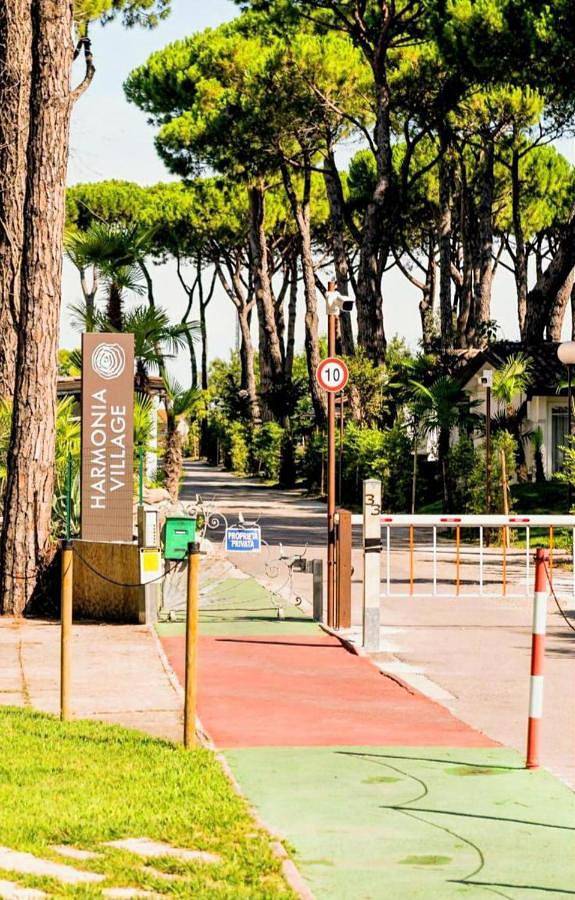 Camping für 5 Personen, mit Ausblick und Garten sowie Terrasse und Pool in Jesolo - 2