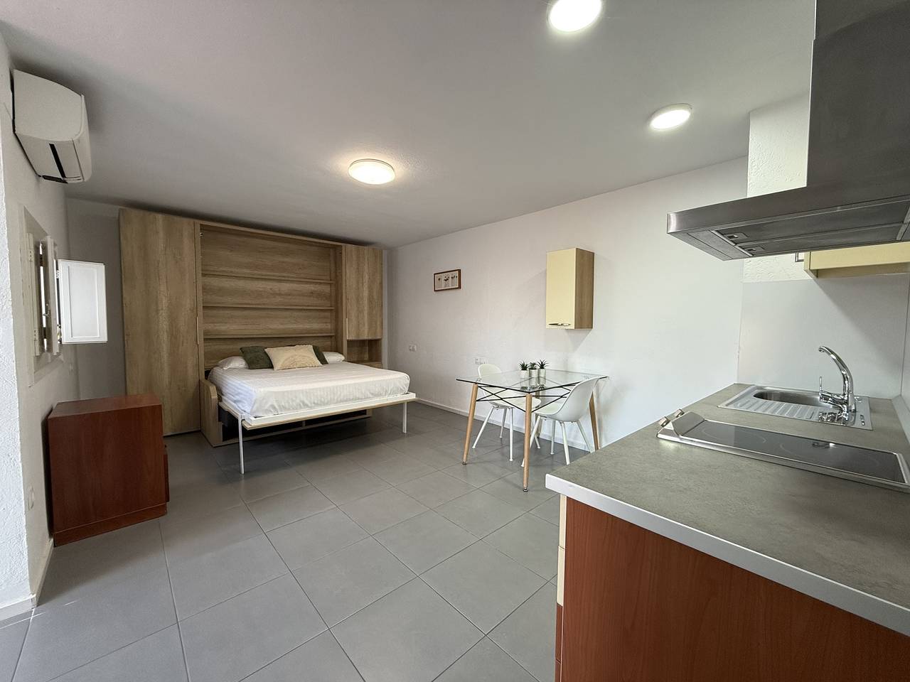 Gehele studio, Studio voor 2 personen met balkon/terras in Roses Centre, Roses