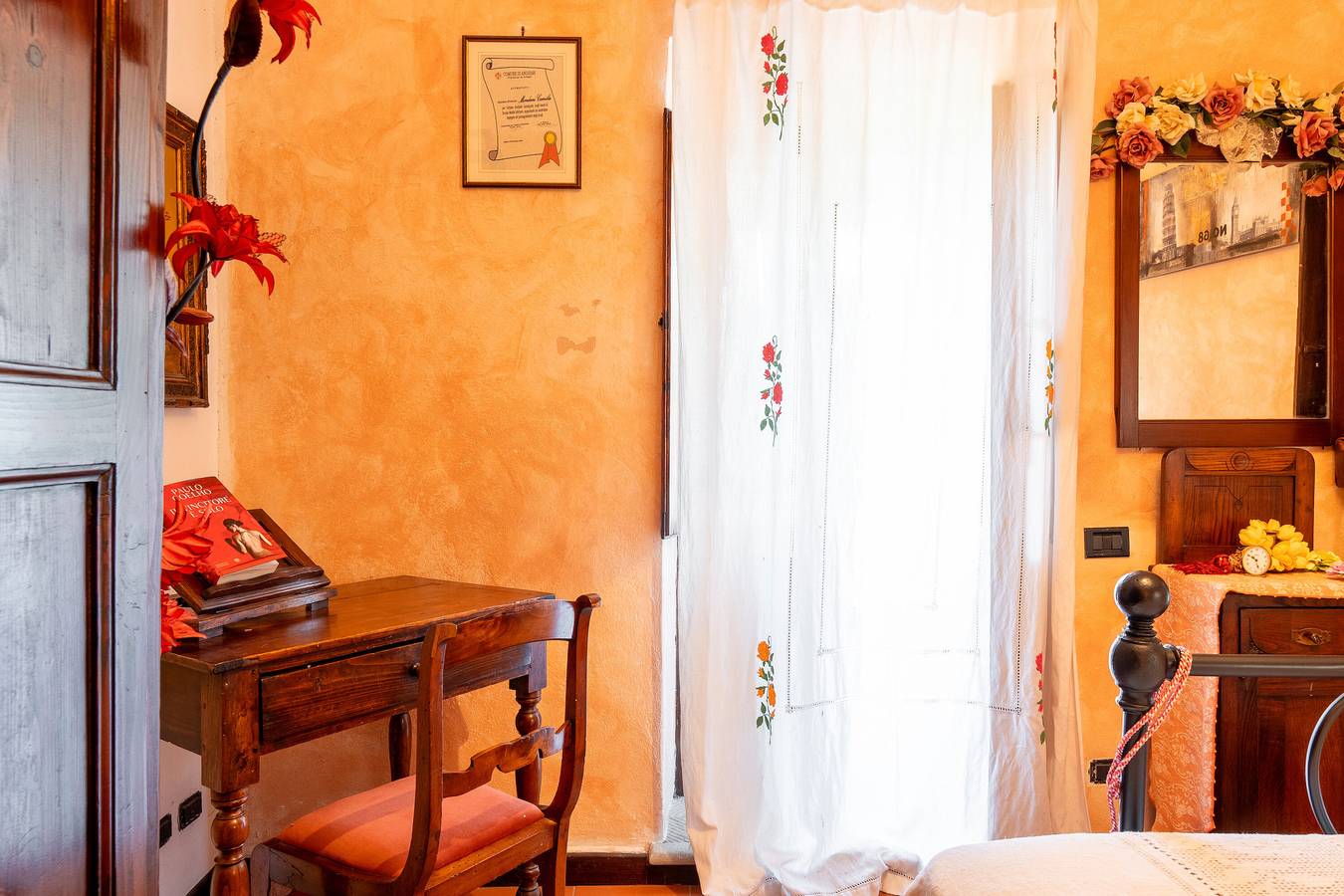 Doppelzimmer 'Beb 1416' mit Gemeinschaftsterrasse, Gemeinschaftsgarten und Wi-Fi in Anghiari, Valtiberina
