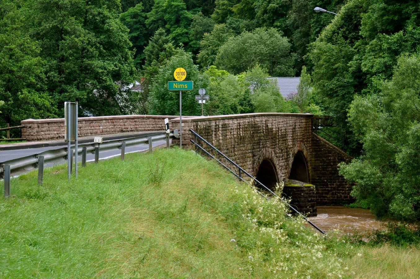 Ganze Ferienwohnung, Sonnigesüdeifel in Seffern, Eifelkreis Bitburg-Prüm