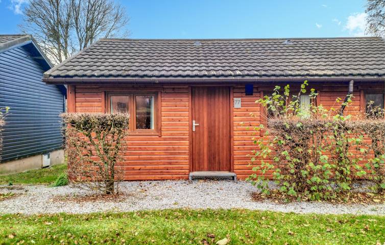 Location de vacances pour 4 personnes, avec terrasse à Rendeux - 2