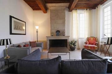 Gîte pour 4 personnes, avec terrasse dans Place aux Herbes