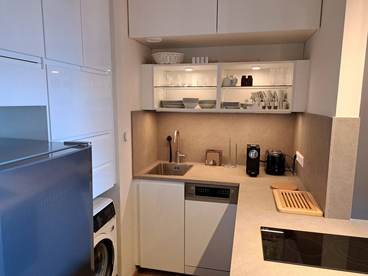 Apartamento entero, Studio Landskron Seezugang in Villach, Lake Ossiach