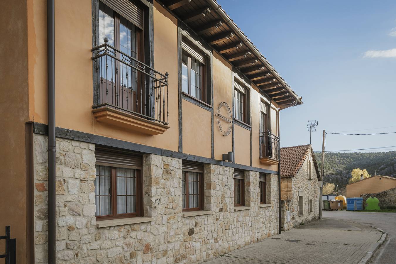 Casa rural 'Entrada Rio Lobos 2' con vistas a la montaña y Wi-Fi in Hontoria del Pinar, Provincia de Burgos