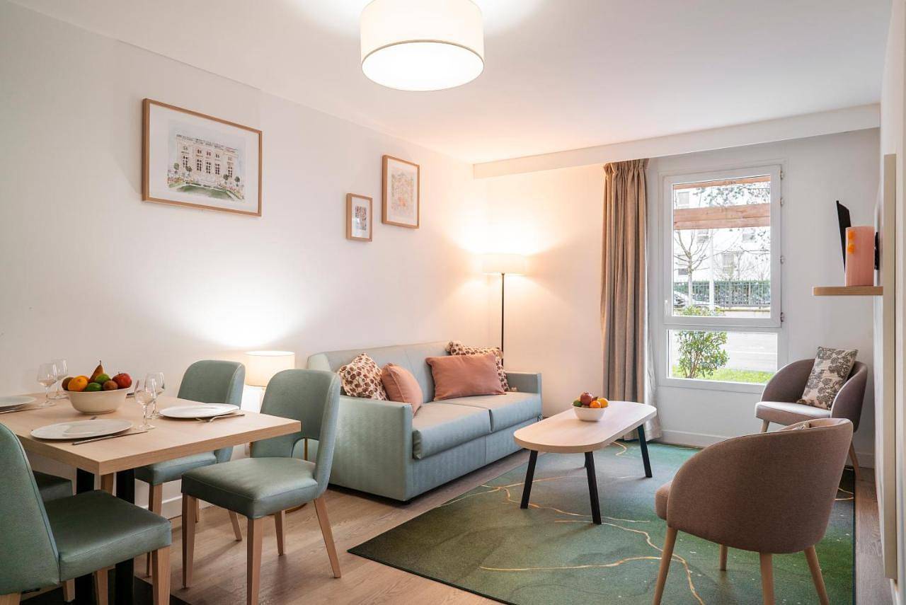 Residhome Paris-Guyancourt in Guyancourt, Yvelines