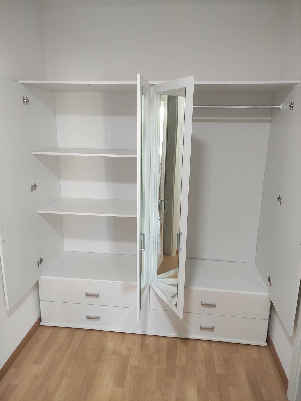 Appartement de vacances entier, Appartement de vacances pour 3 personnes avec balcon in Chemnitz, Chemnitz (region)