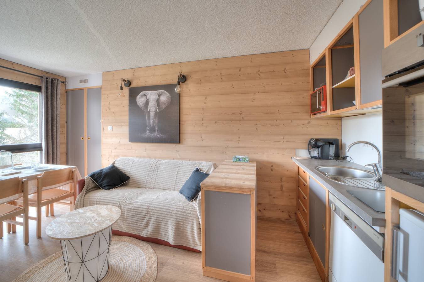 Ganze Wohnung, Chez Arnaud - Télésiège à 200 mètres in Lélex, Regionaler Naturpark Hochjura