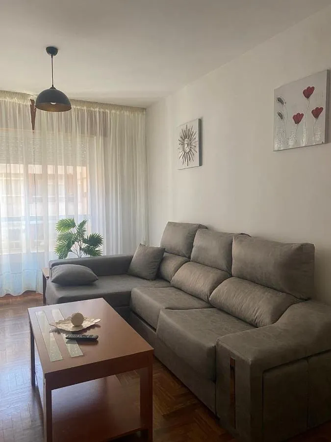 Apartamento de vacaciones para 6 personas, con balcón - 1