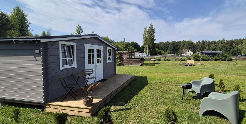 Camping für 4 Personen, mit Terrasse und Garten sowie Sauna und Ausblick in Lettland