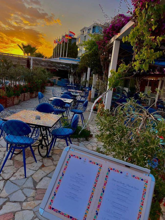 Bougainvill Sunset Villa in Saranda, Valona