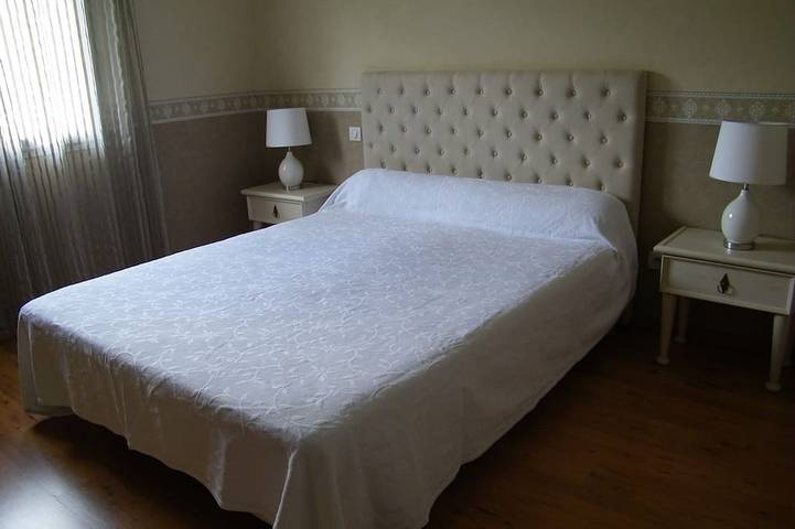 Location de vacances pour 10 personnes, avec terrasse et jardin à Béost - 2