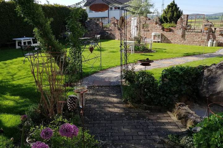 Ferienhaus für 10 Personen, mit Garten und Terrasse