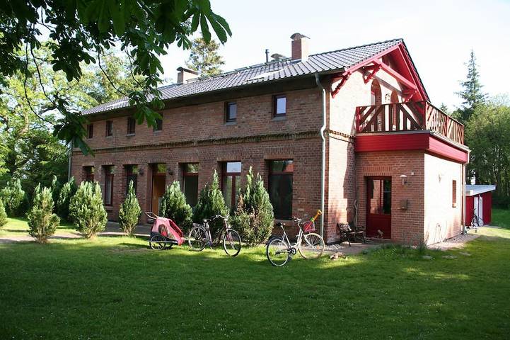Ferienwohnung für 4 Personen, mit Garten in Nationalpark Vorpommersche Boddenlandschaft