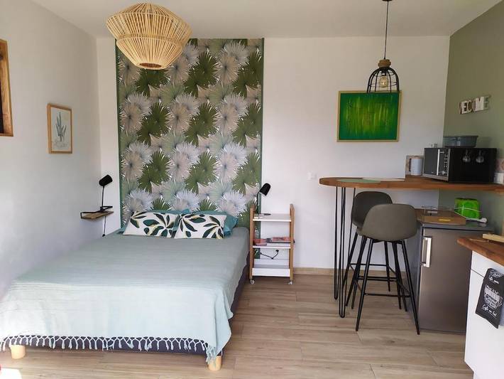 Gîte pour 2 personnes, avec terrasse ainsi que vue et jardin à Montredon-des-Corbières - 3