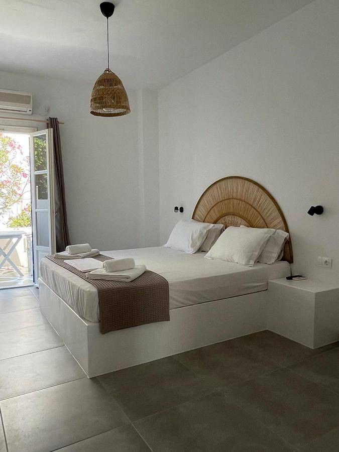 Gîte pour 3 personnes, avec jardin dans Antiparos Ville - 2