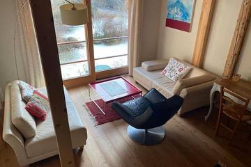 Gîte pour 10 personnes, avec jacuzzi et jardin à Vacheresse