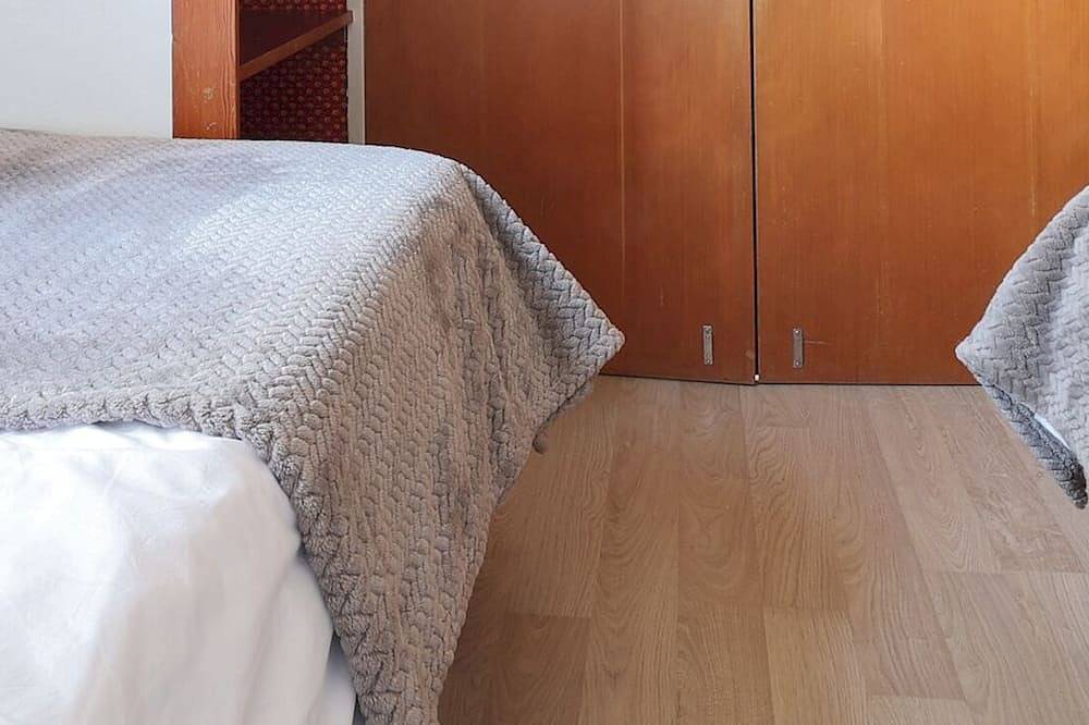 Entire apartment, Lebre - Edificio Mauberme in Salardú, Naut Aran