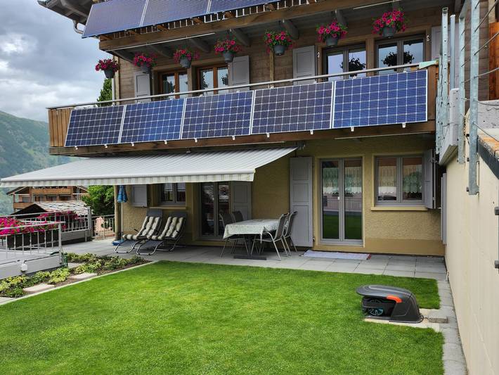 Gîte pour 4 personnes, avec jardin et terrasse, adapté aux familles à Grächen - 2