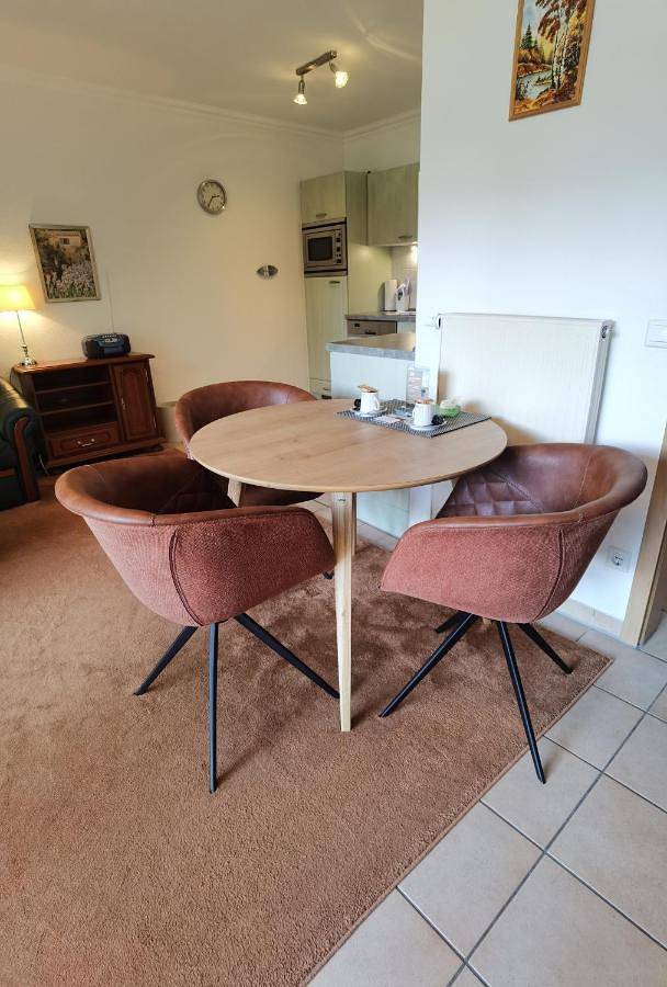 Geheel appartement, Ferienwohnung Juliane in der Villa zum Kronprinzen direkt gegenüber der Saarow Therme in Bad Saarow, Dahme-Seengebiet