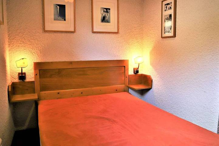 Ganze Wohnung, 2-Zimmer-Wohnung direkt an der Piste mit freiem Parkplatz und herrlicher Aussicht – Auris en Oisans in Auris, Nationalpark Écrins