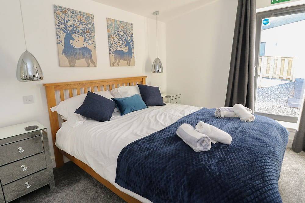 Osprey View Lodge & Hot Tub, family friendly in Aberfeldy in Aberfeldy, Perthshire