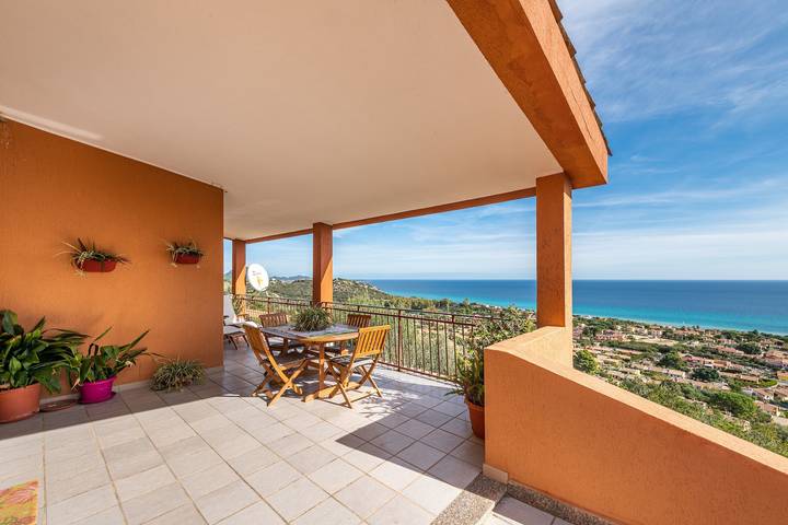 Fantastisch panorama - "Villa Onofrio" met zeezicht, terras, balkon en Wi-Fi in Costa Rei, Muravera