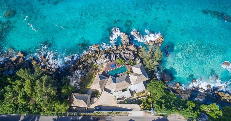 Villa pour 8 personnes, avec vue ainsi que balcon et piscine aux Seychelles