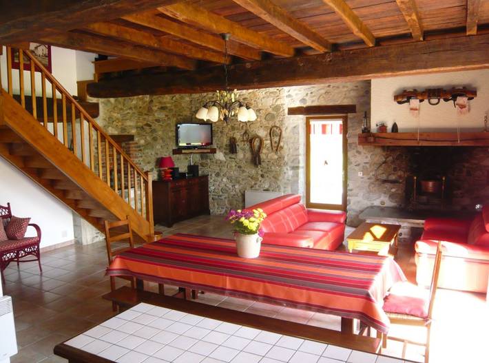 Gîte pour 6 personnes, avec jardin dans Béarn - 4