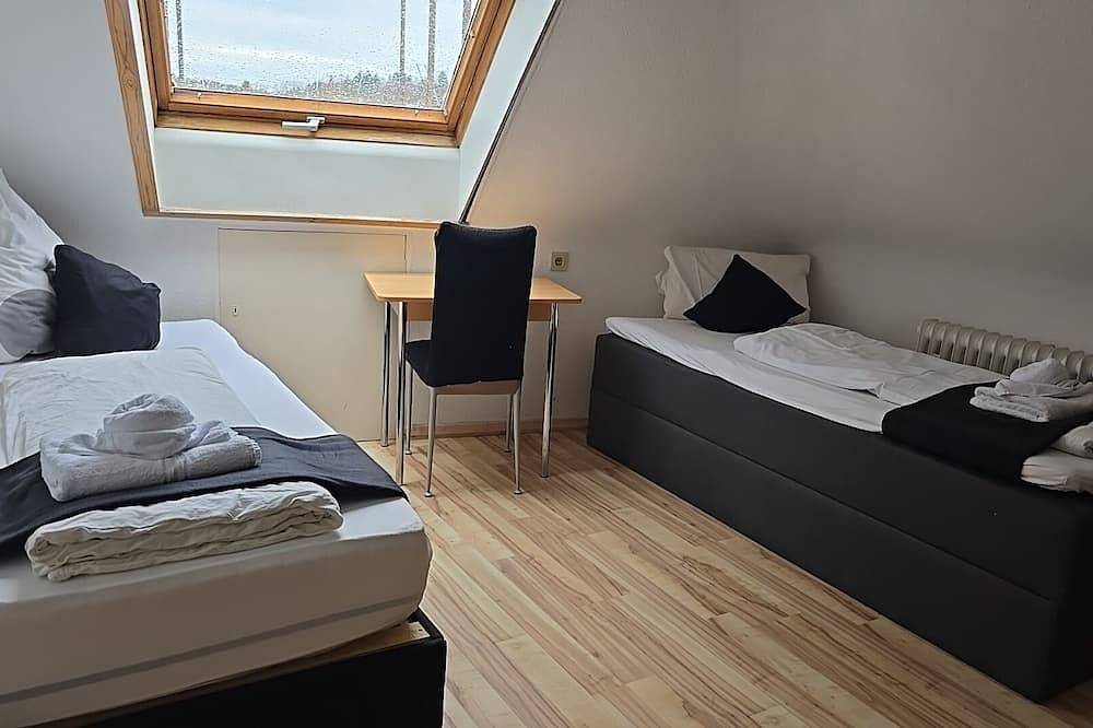 Ganze Wohnung, Monteurwohnungen bei Karlsruhe (Deu|Eng|Bos|Ru) in Karlsbad (Baden), Kraichgau